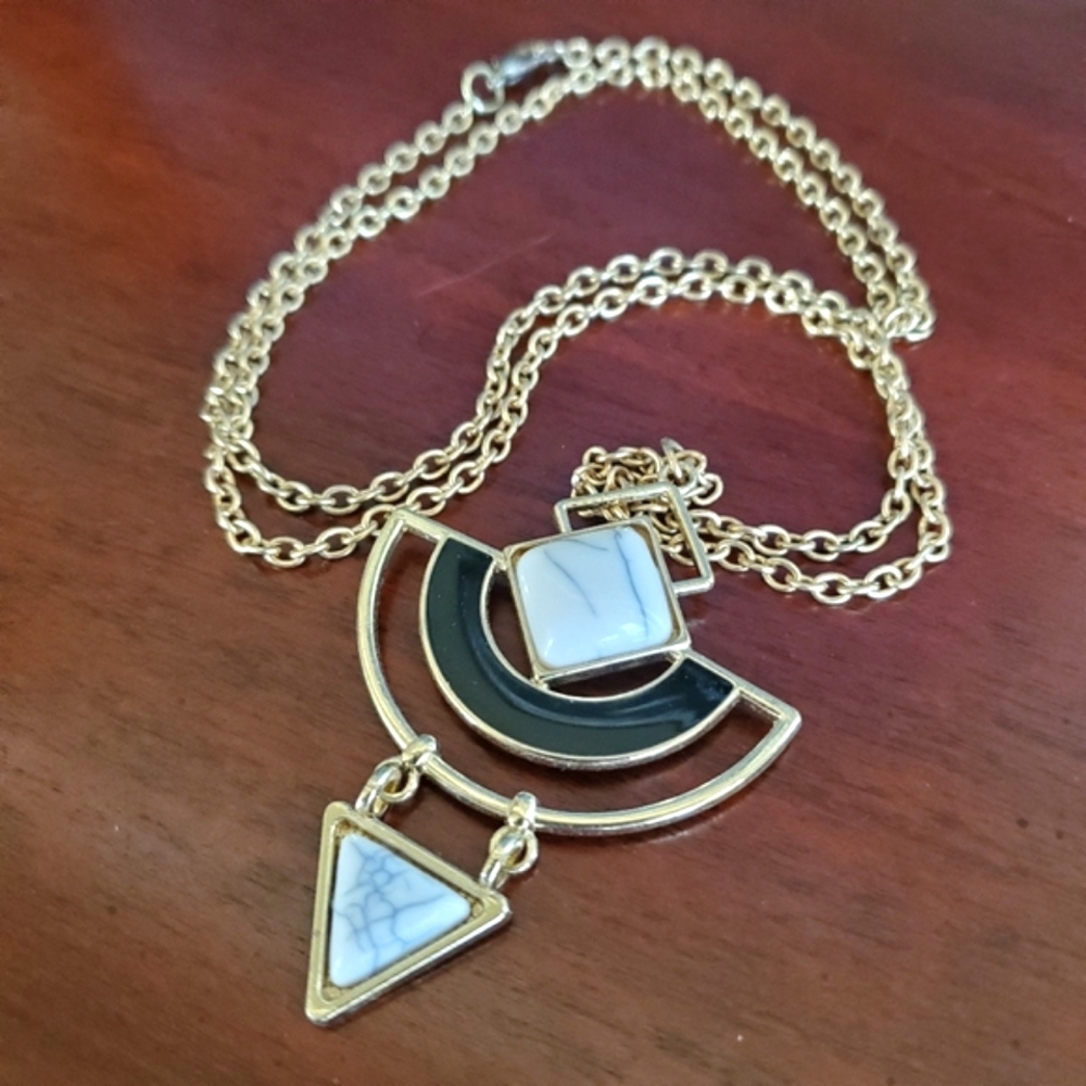 Geometric abstract chunky gemstone pendant statement necklace